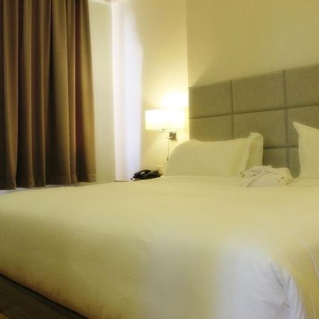 Cot Hotel Addis Ababa Bagian luar foto