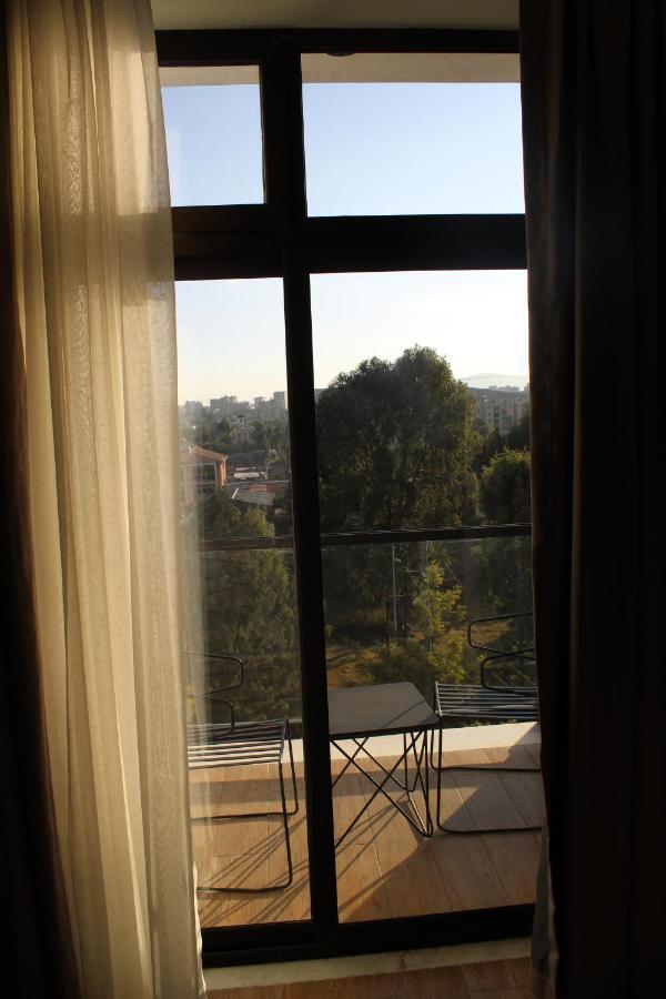 Cot Hotel Addis Ababa Bagian luar foto