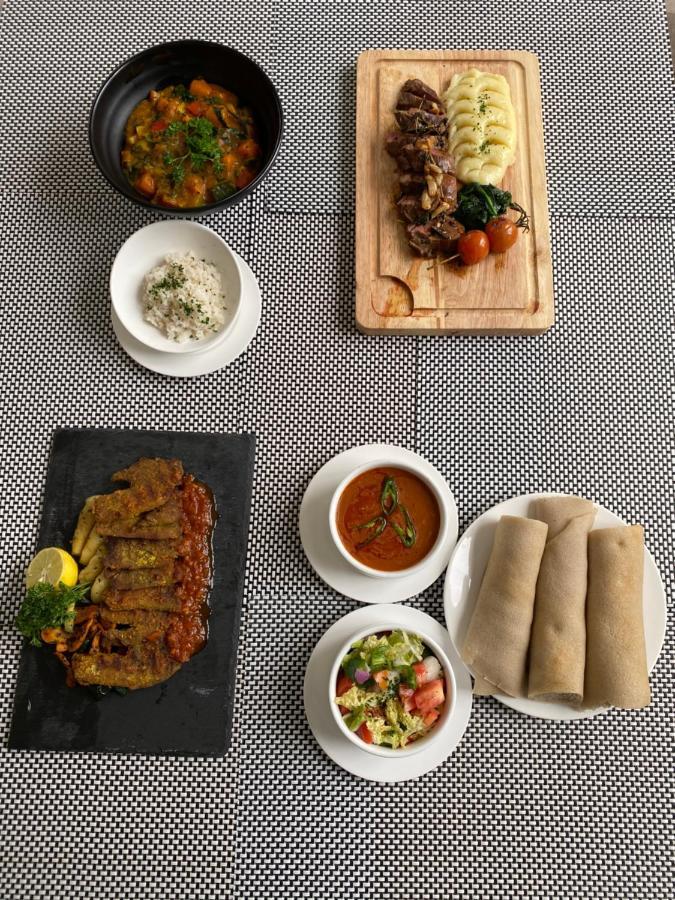 Cot Hotel Addis Ababa Bagian luar foto