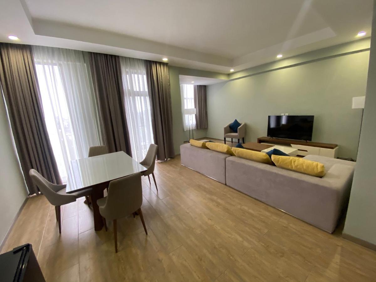 Cot Hotel Addis Ababa Bagian luar foto